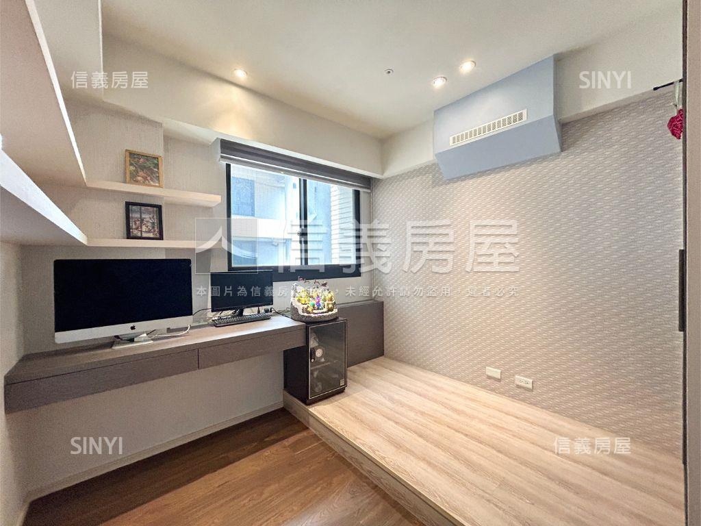 專任稀有次頂樓三房露臺戶房屋室內格局與周邊環境