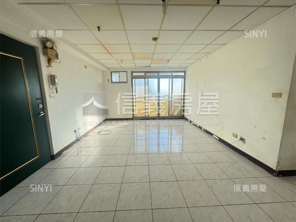 東區稀有朝南視野戶房屋室內格局與周邊環境