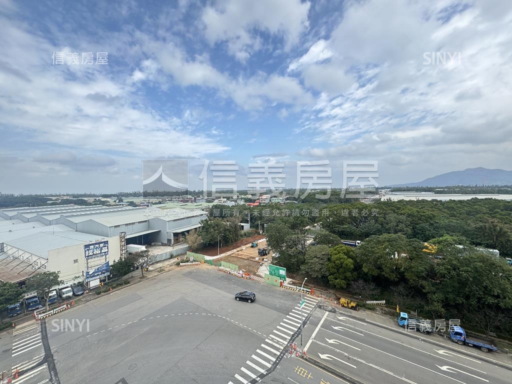 精美景觀貴族家房屋室內格局與周邊環境