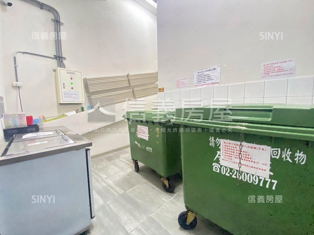 精美景觀貴族家房屋室內格局與周邊環境