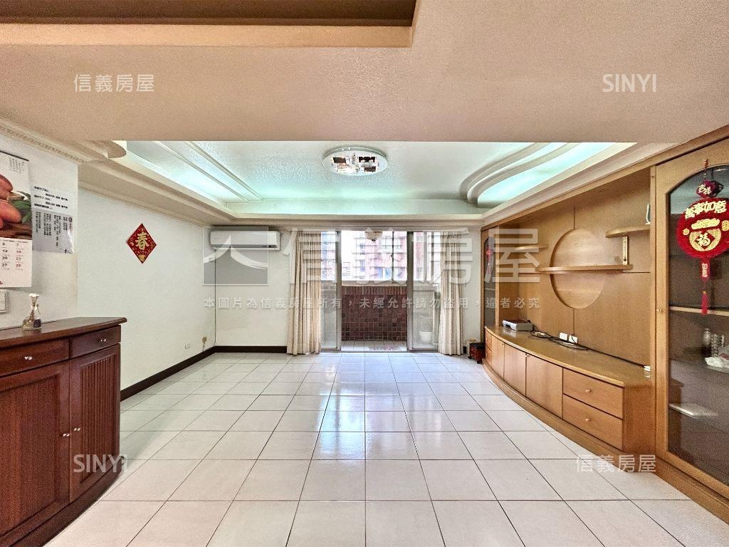 專任仁愛新城靜巷三房房屋室內格局與周邊環境