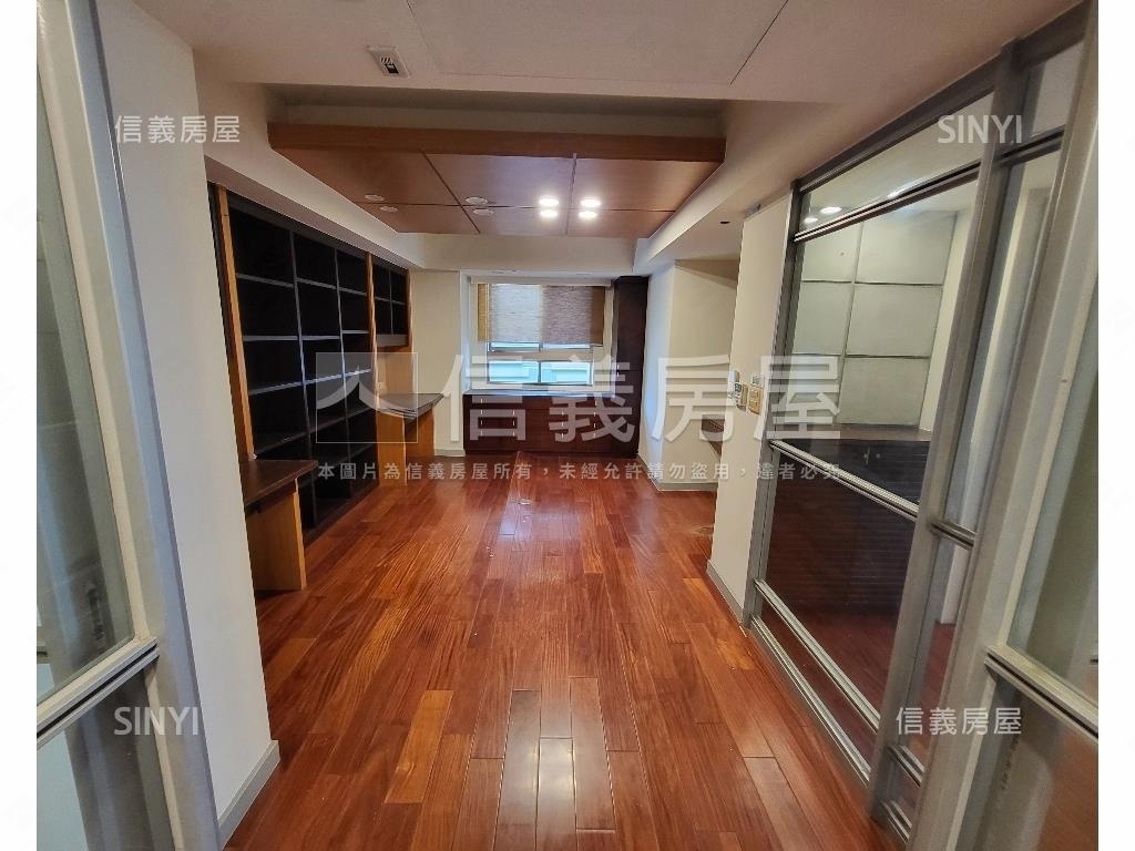 上第二合併戶房屋室內格局與周邊環境