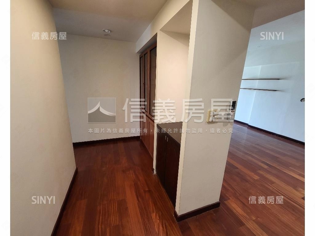 上第二合併戶房屋室內格局與周邊環境