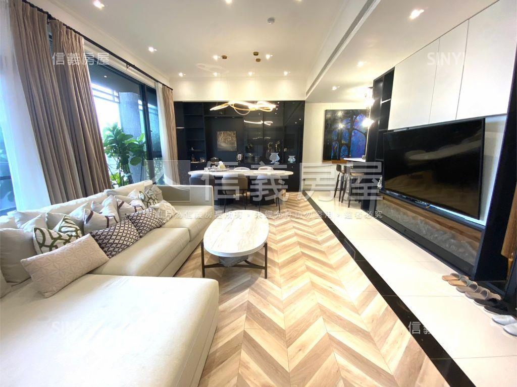 一層一戶碧湖苑豪邸房屋室內格局與周邊環境