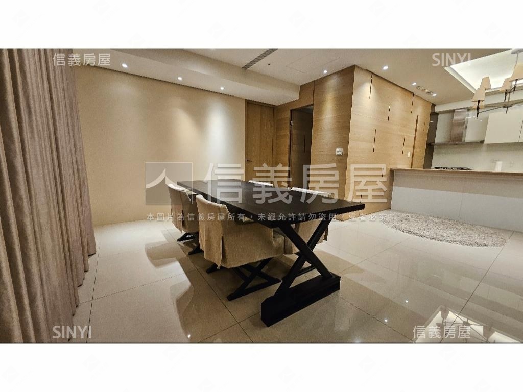 【可看屋】京硯頂樓層峰房屋室內格局與周邊環境