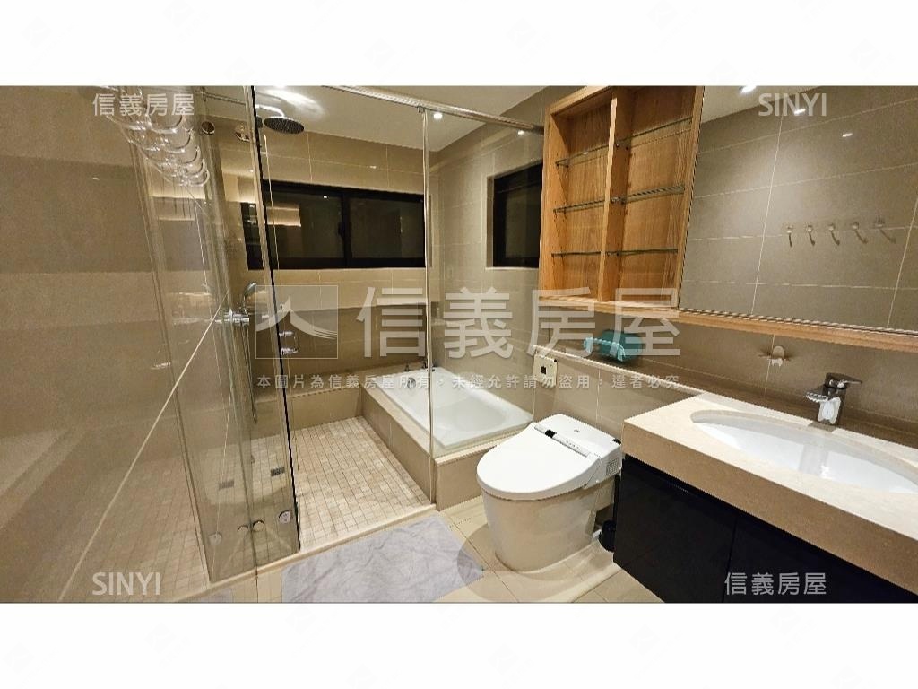 【可看屋】京硯頂樓層峰房屋室內格局與周邊環境