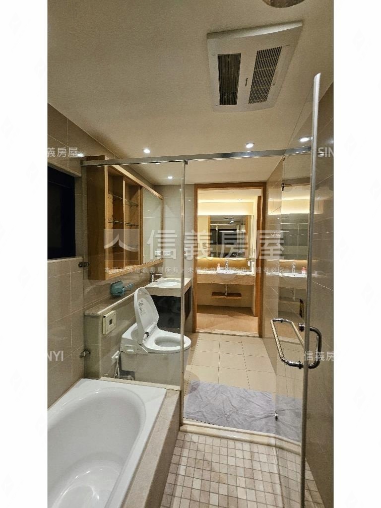 【可看屋】京硯頂樓層峰房屋室內格局與周邊環境