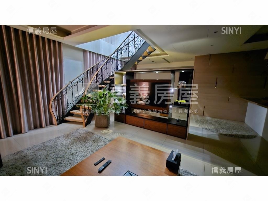 【可看屋】京硯頂樓層峰房屋室內格局與周邊環境