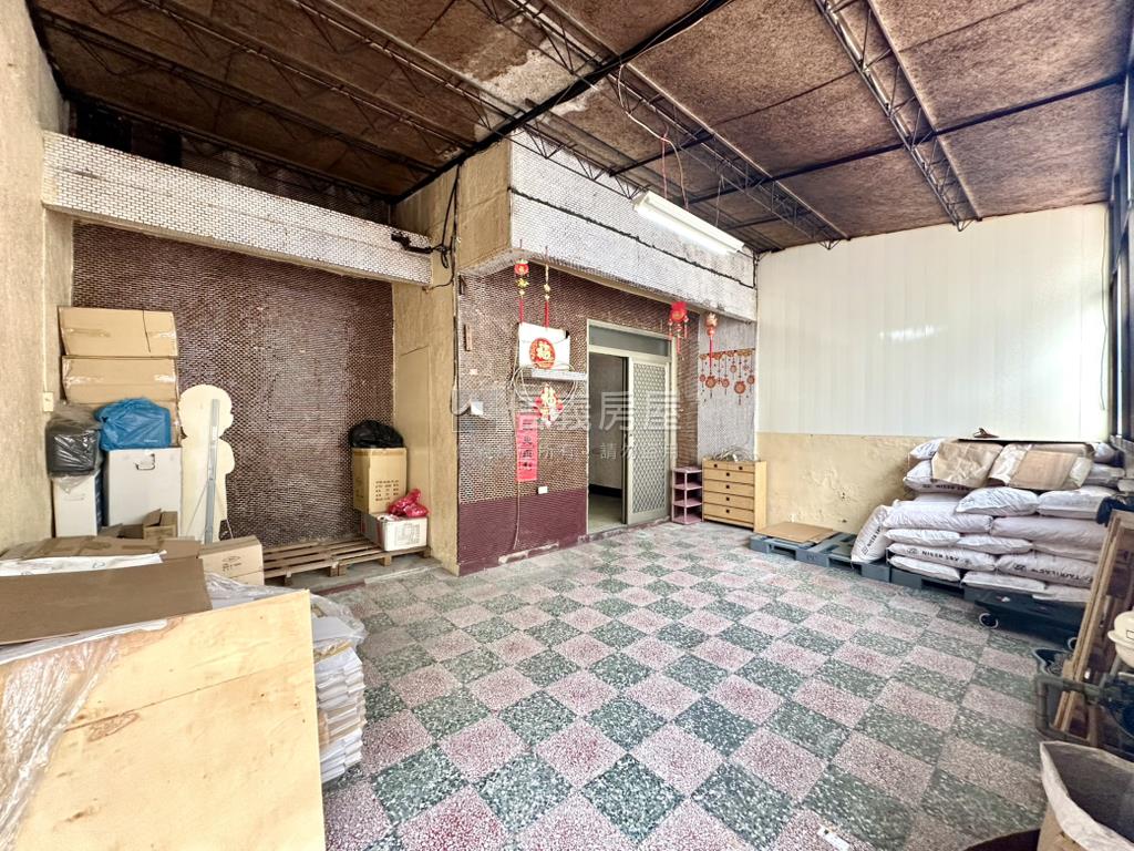 府安路大坪傳統孝親透天房屋室內格局與周邊環境