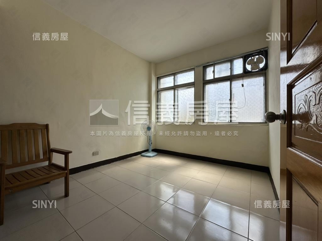 稀有釋出七張邊間美寓房屋室內格局與周邊環境