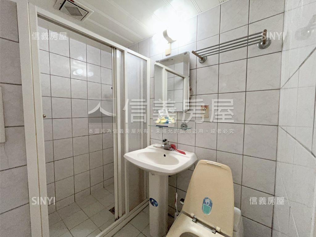 金點兩房雙衛大空間房屋室內格局與周邊環境