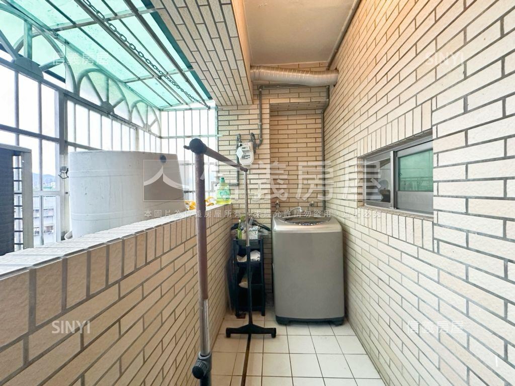 景平捷運一層一戶電梯三房房屋室內格局與周邊環境