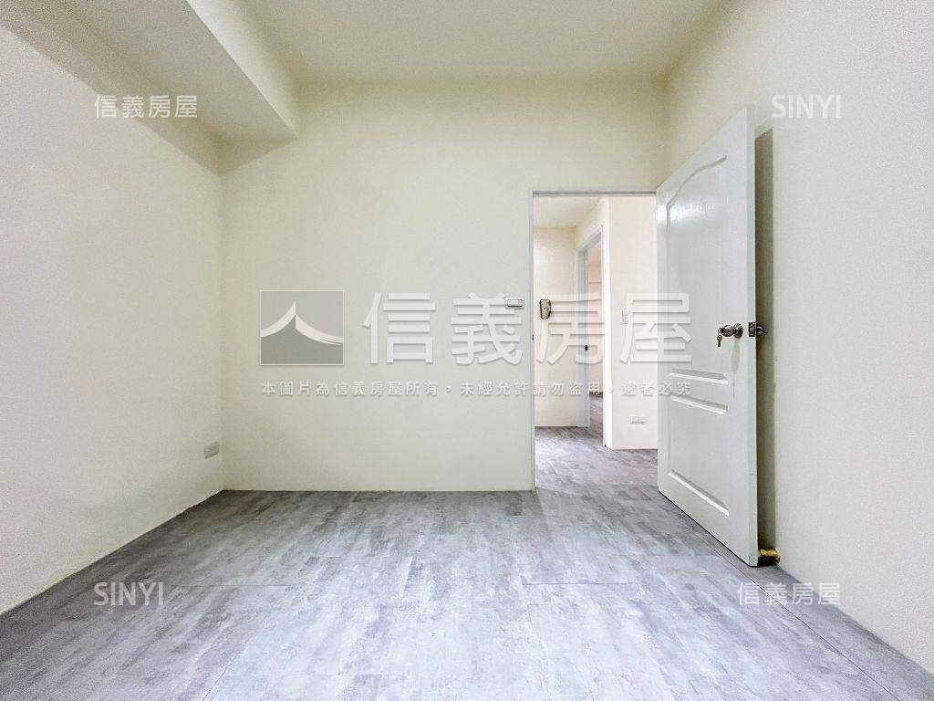學區旁美裝潢大三房車位房屋室內格局與周邊環境