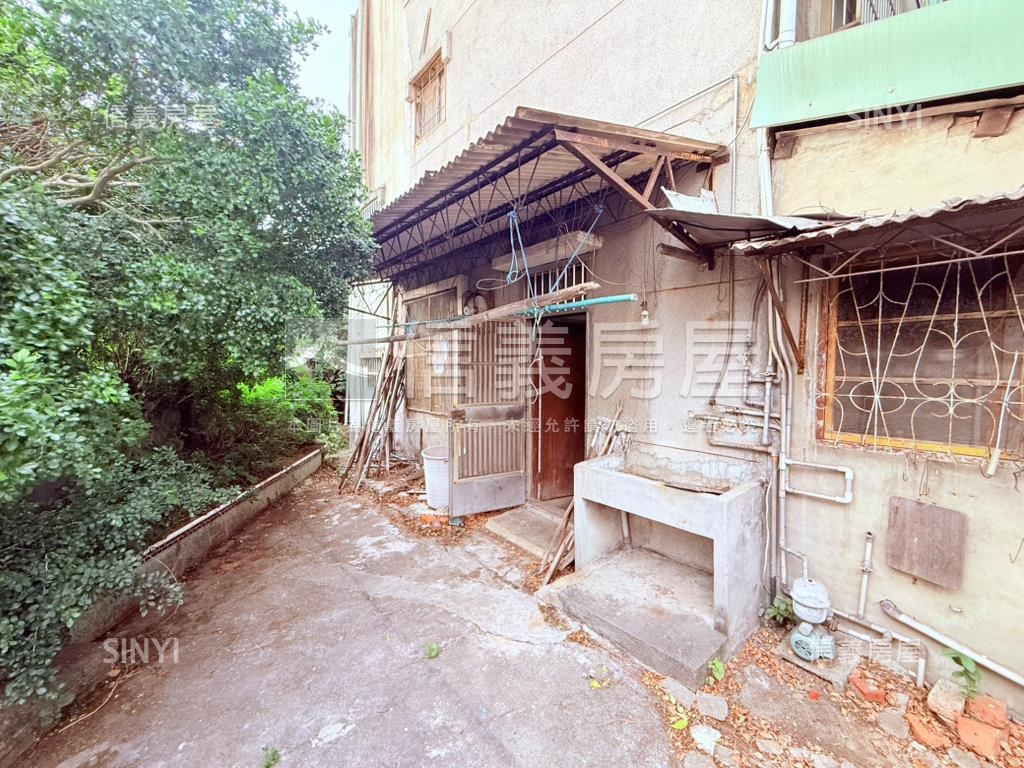 高城大地坪面埤塘透天厝房屋室內格局與周邊環境