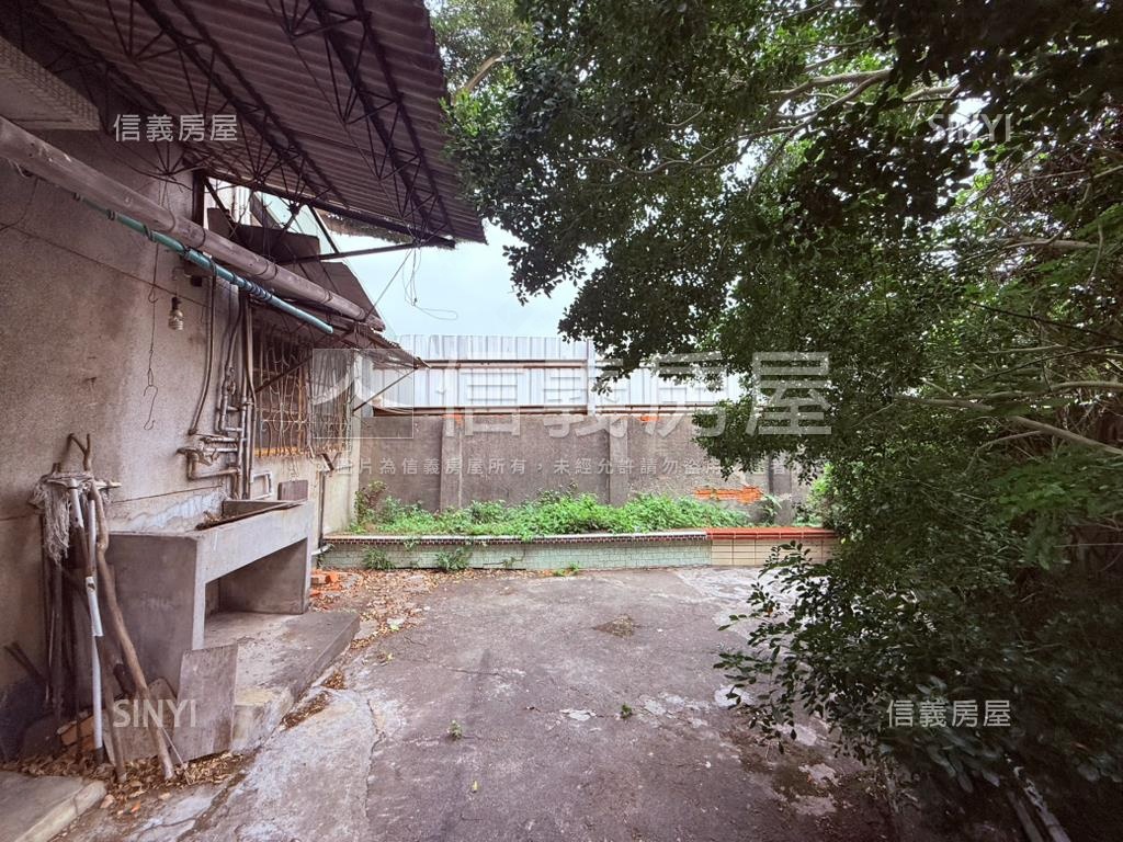 高城大地坪面埤塘透天厝房屋室內格局與周邊環境