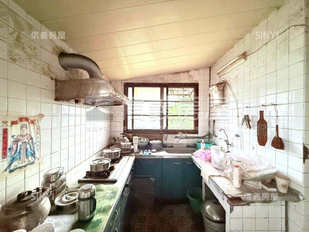 高城大地坪面埤塘透天厝房屋室內格局與周邊環境