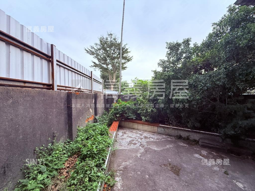 高城大地坪面埤塘透天厝房屋室內格局與周邊環境