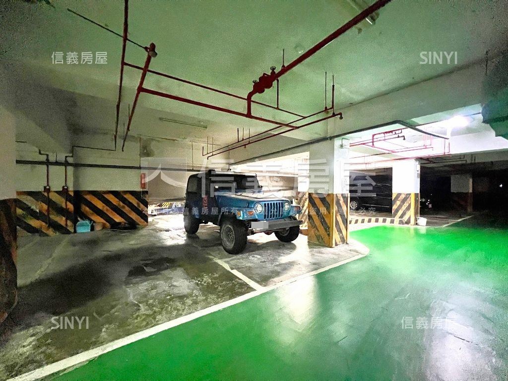 陽明山景．邊間大露臺華廈房屋室內格局與周邊環境