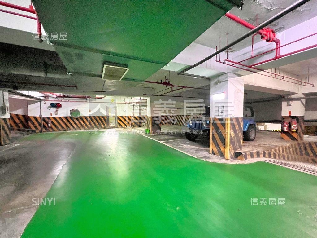 陽明山景．邊間大露臺華廈房屋室內格局與周邊環境