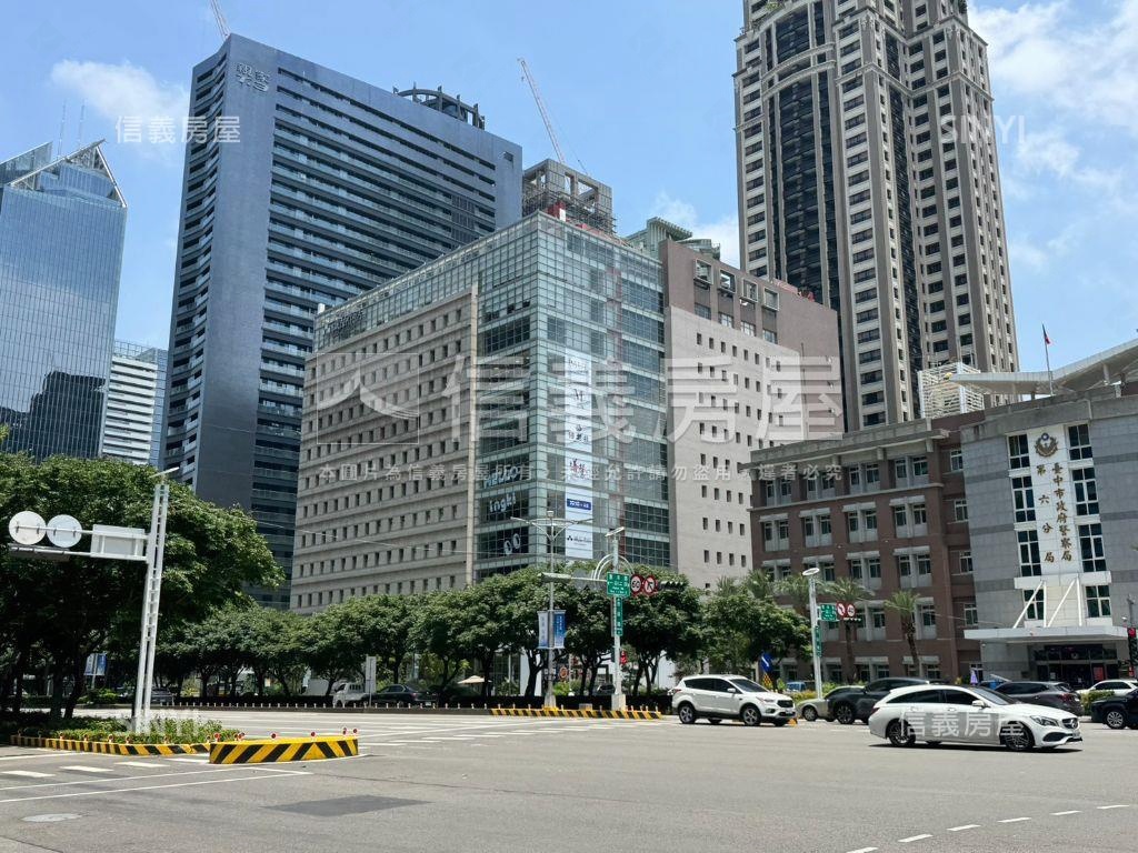 鉑金愛悅精選先看這間房屋室內格局與周邊環境