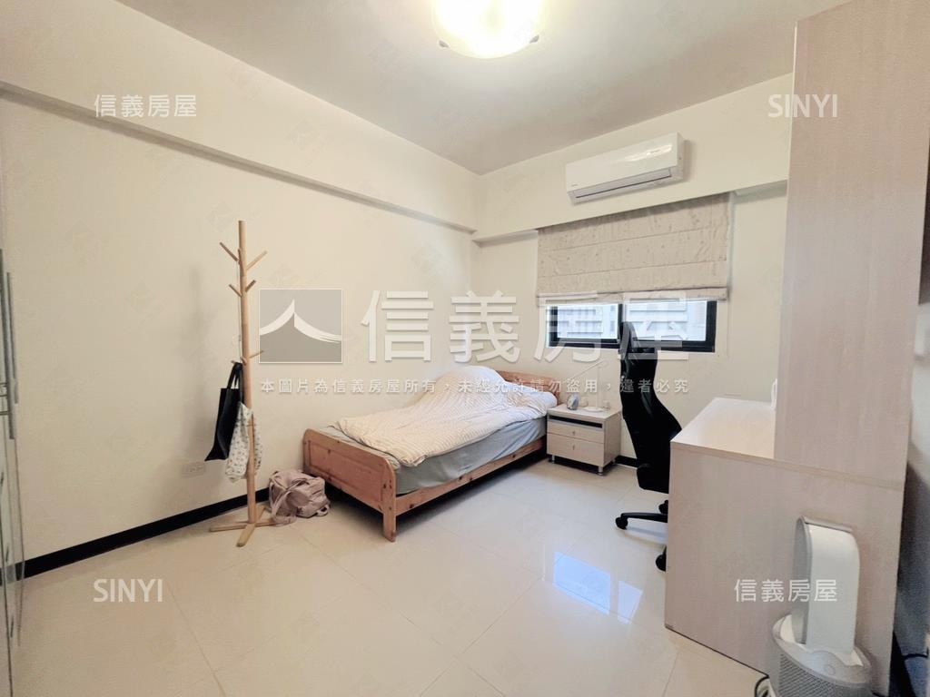 世紀皇家溫馨大三房房屋室內格局與周邊環境