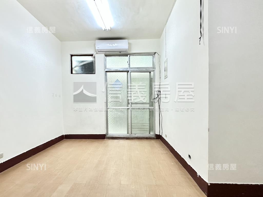 小資成家首選一樓房屋室內格局與周邊環境