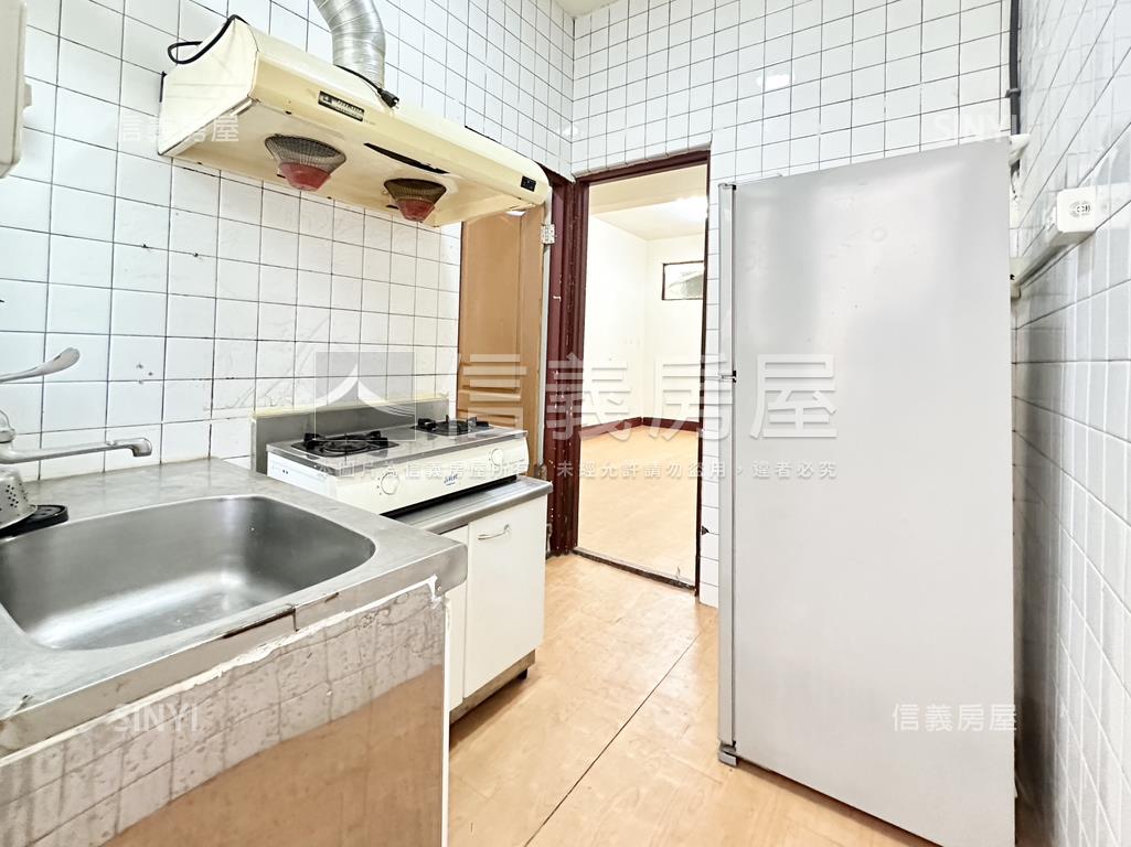 小資成家首選一樓房屋室內格局與周邊環境