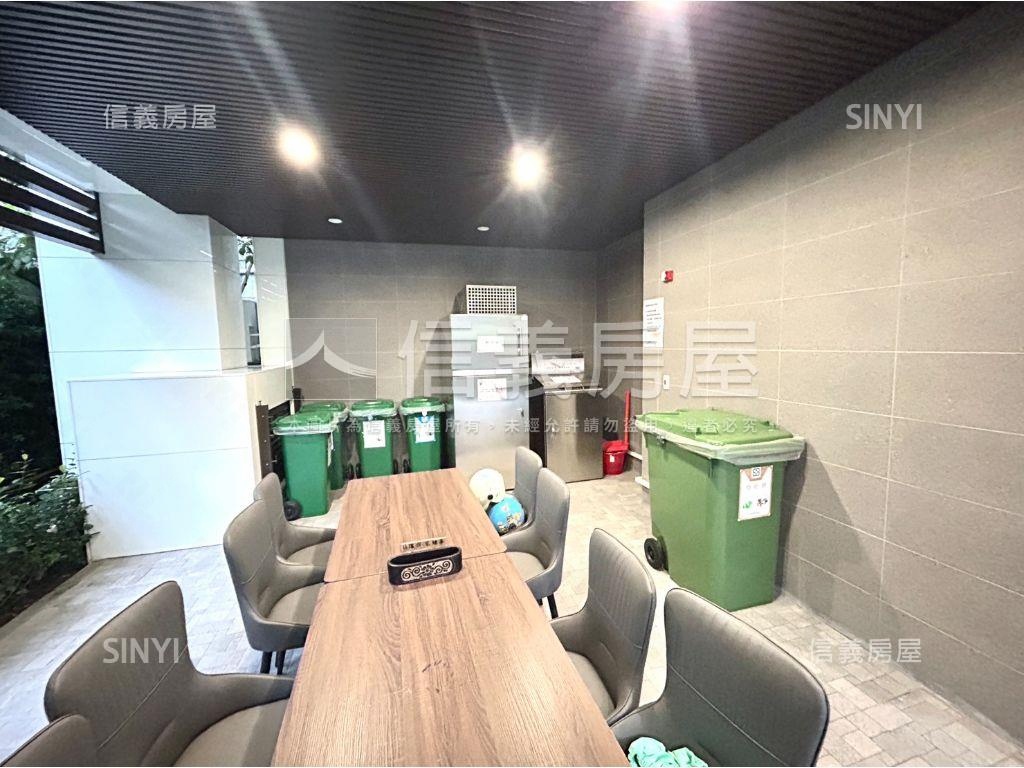 ⭐素也套房大露臺空間⭐房屋室內格局與周邊環境