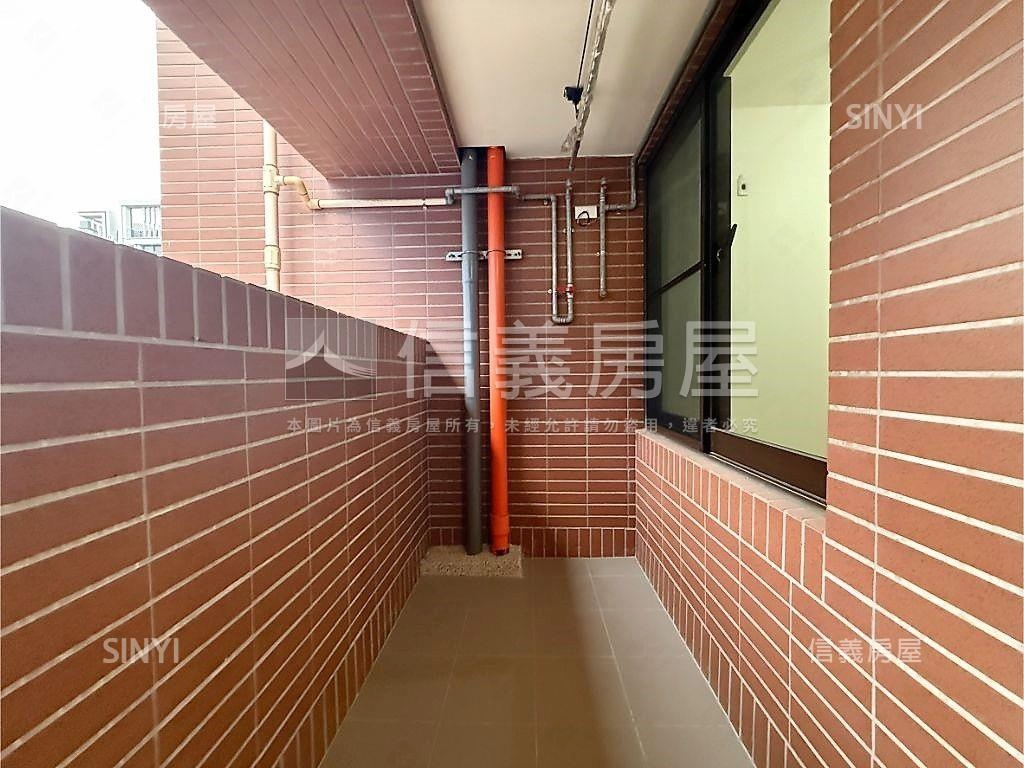 【塭仔圳】荷築三房車位房屋室內格局與周邊環境