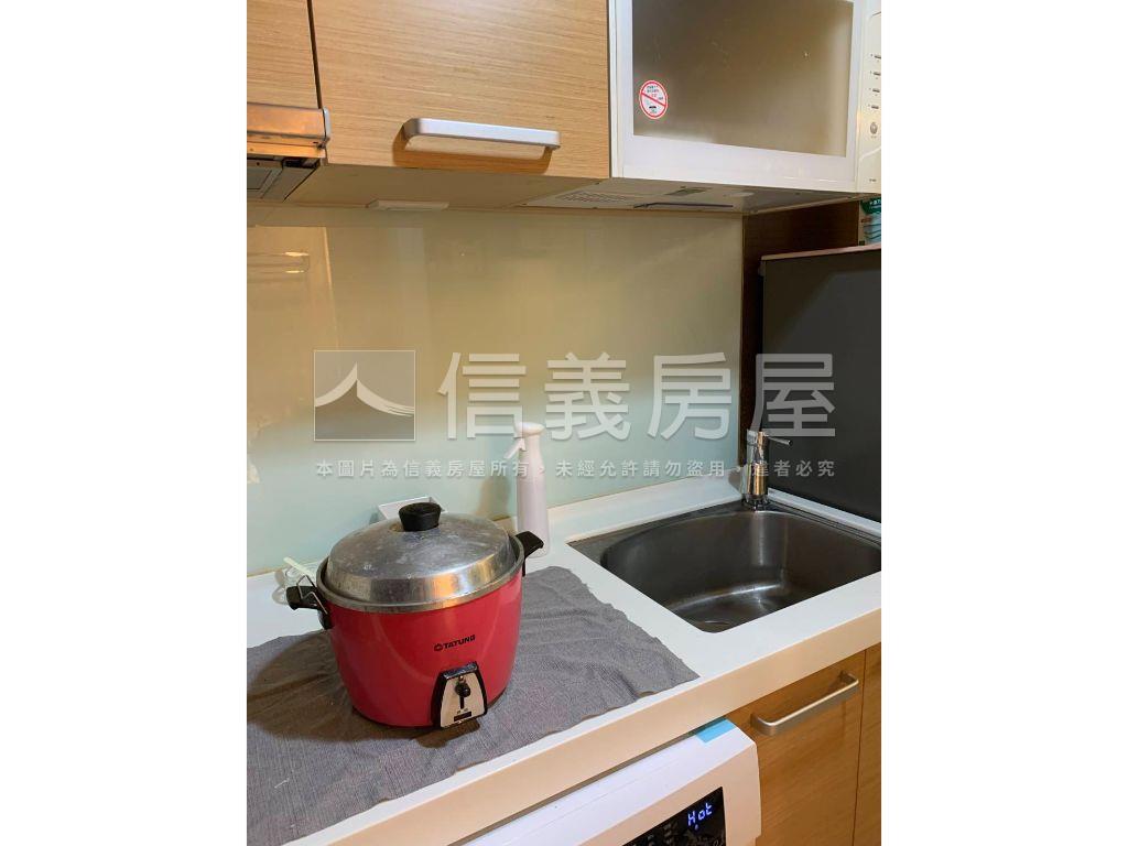 內湖精美電梯套房房屋室內格局與周邊環境