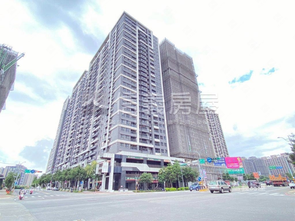 【大亮泊】面中庭綠蔭房屋室內格局與周邊環境