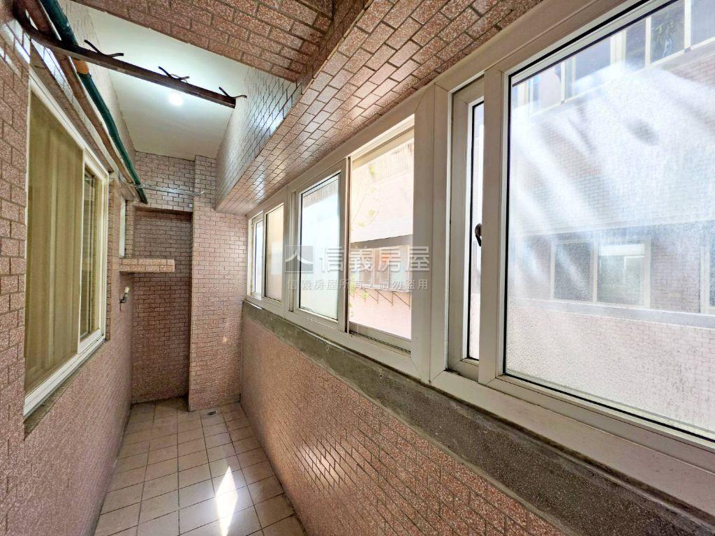 桃園甲桂林三房．衛浴開窗房屋室內格局與周邊環境