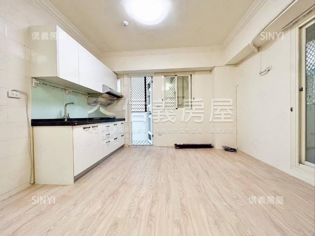 現代貴族時尚美宅房屋室內格局與周邊環境