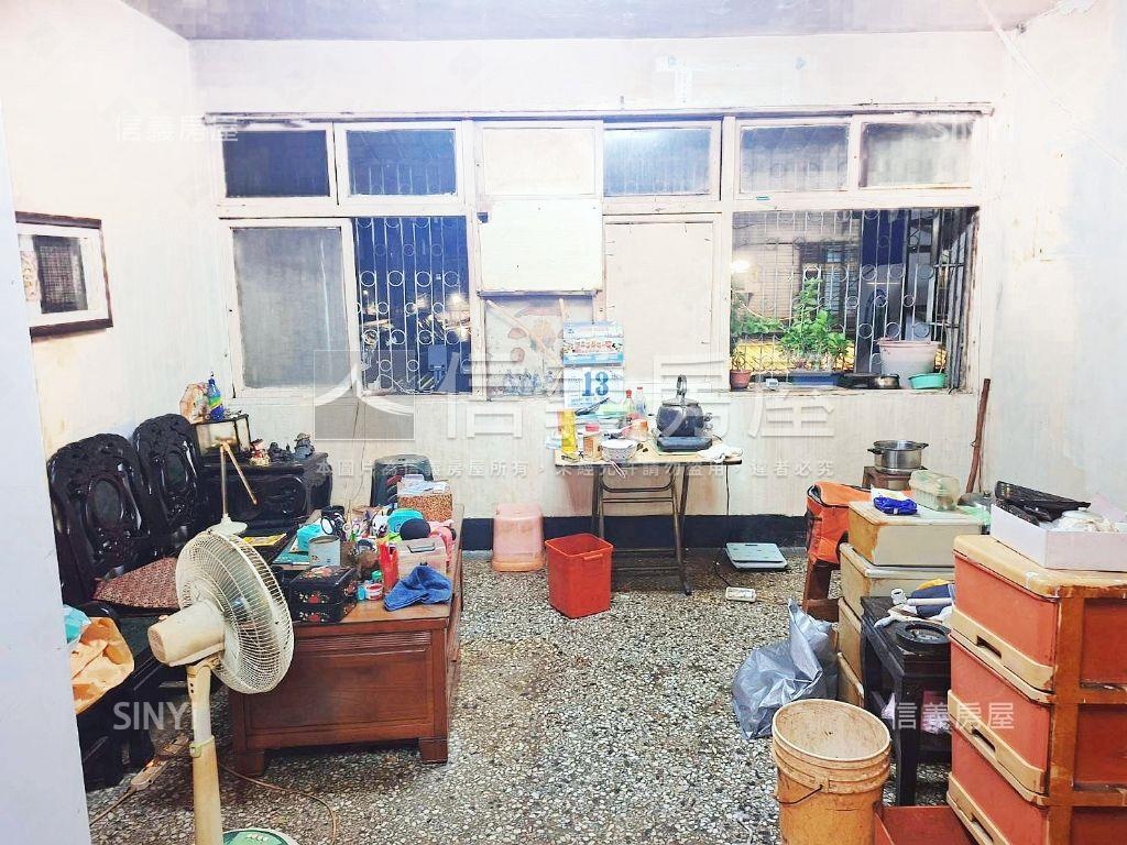 致理科大後門二樓公寓房屋室內格局與周邊環境