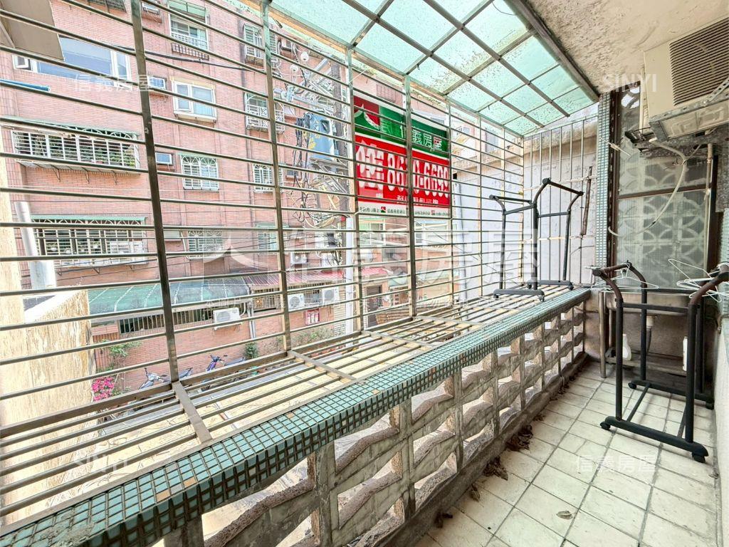 頂溪忠孝街土地房屋室內格局與周邊環境