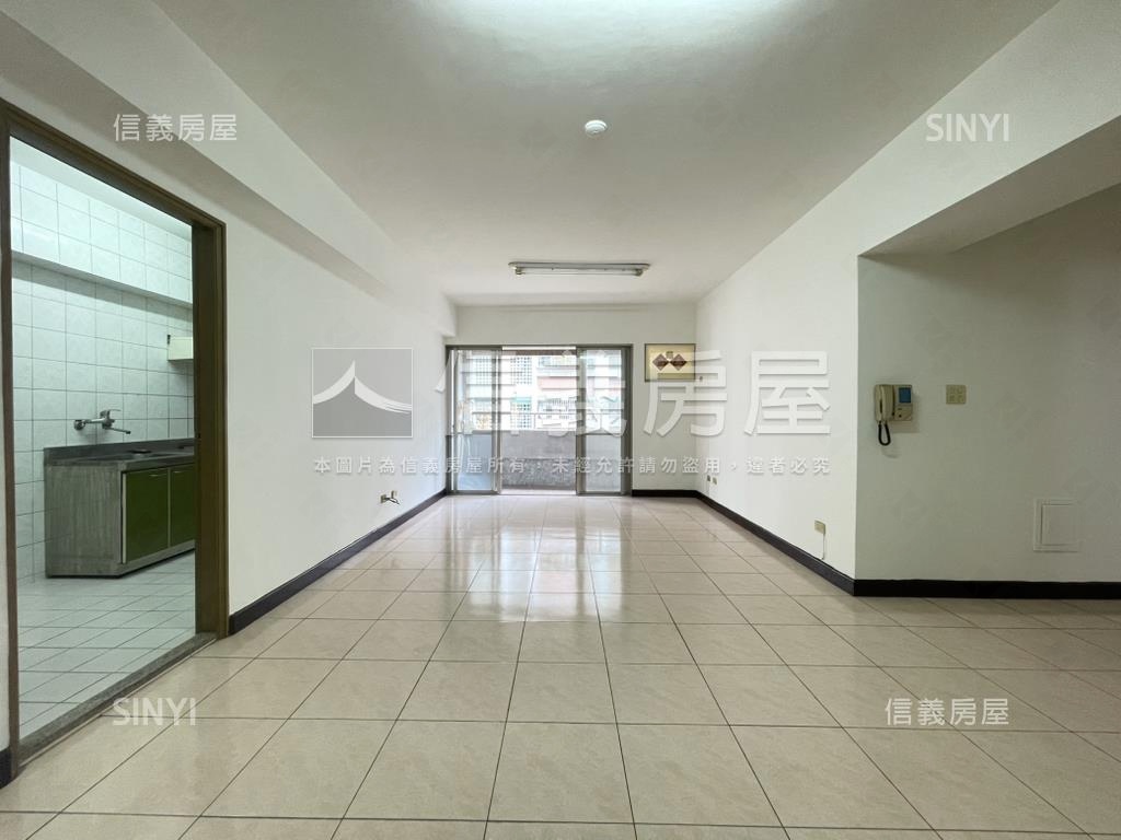 大林國宅美三房平面車位房屋室內格局與周邊環境