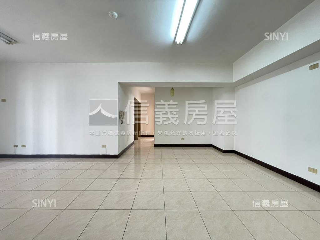 大林國宅美三房平面車位房屋室內格局與周邊環境