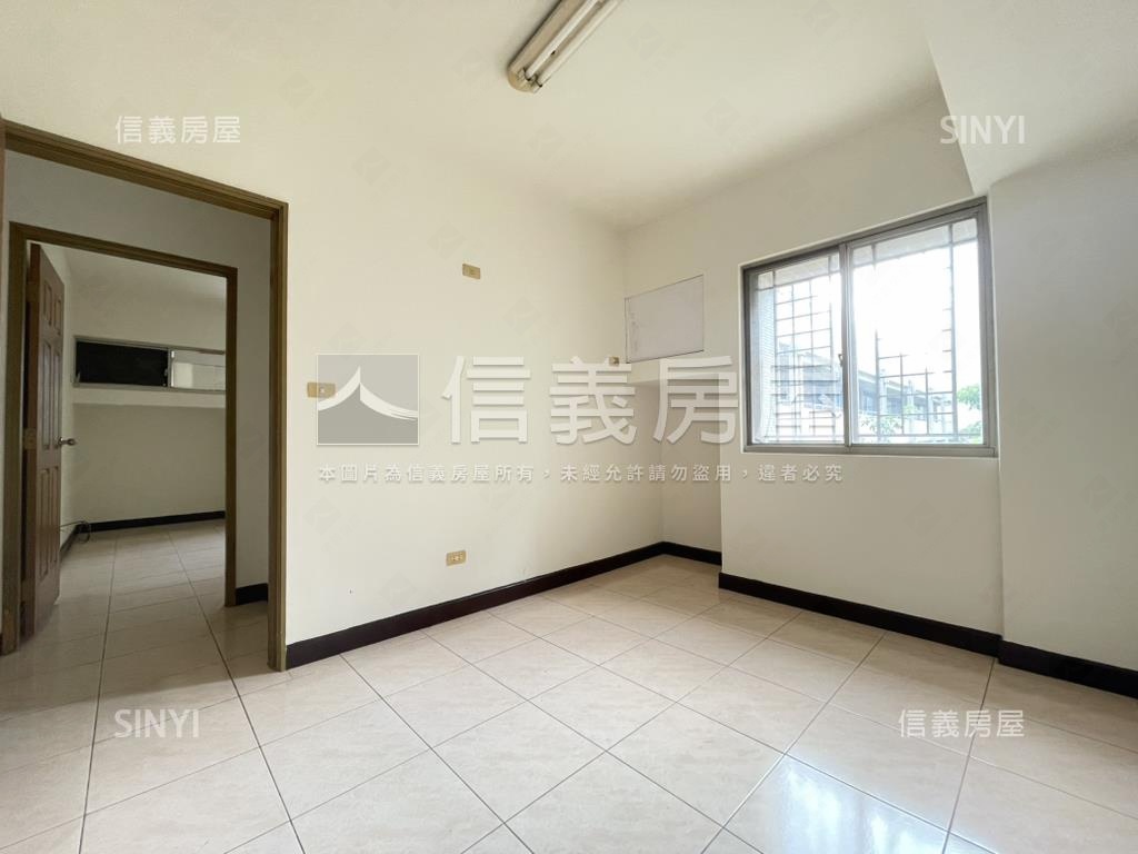 大林國宅美三房平面車位房屋室內格局與周邊環境