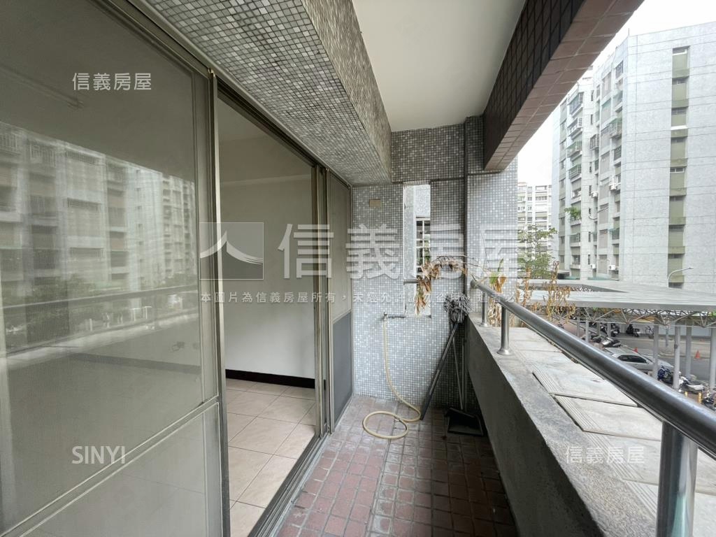 大林國宅美三房平面車位房屋室內格局與周邊環境