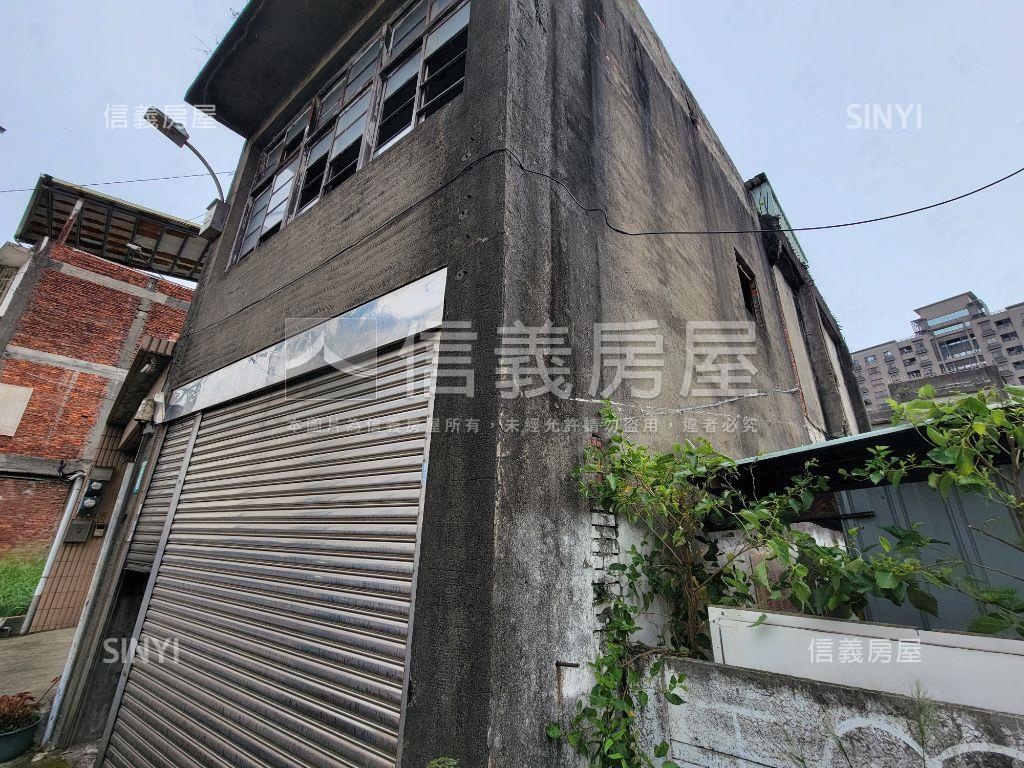 近桃園火車站後站土地房屋室內格局與周邊環境