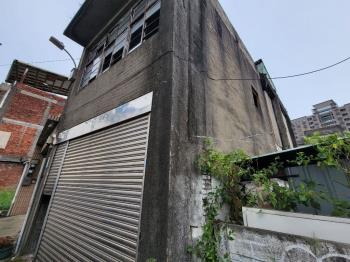 近桃園火車站後站土地