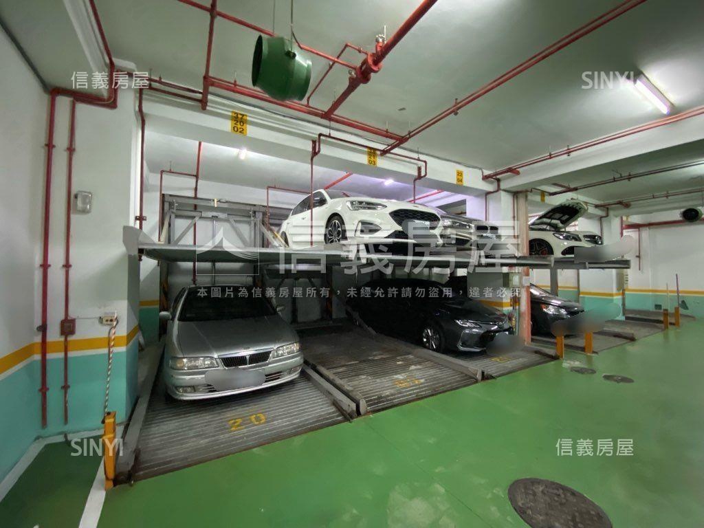 寧夏夜市旁車位房屋室內格局與周邊環境