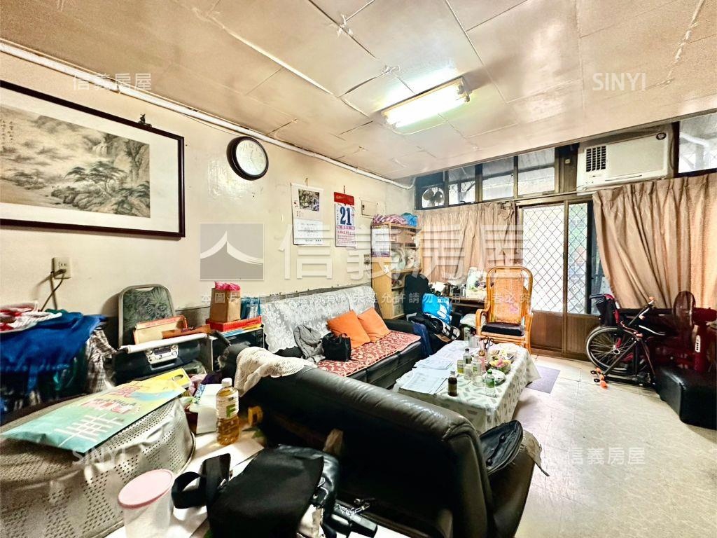 ㊝專任東園透天方便停車㊝房屋室內格局與周邊環境