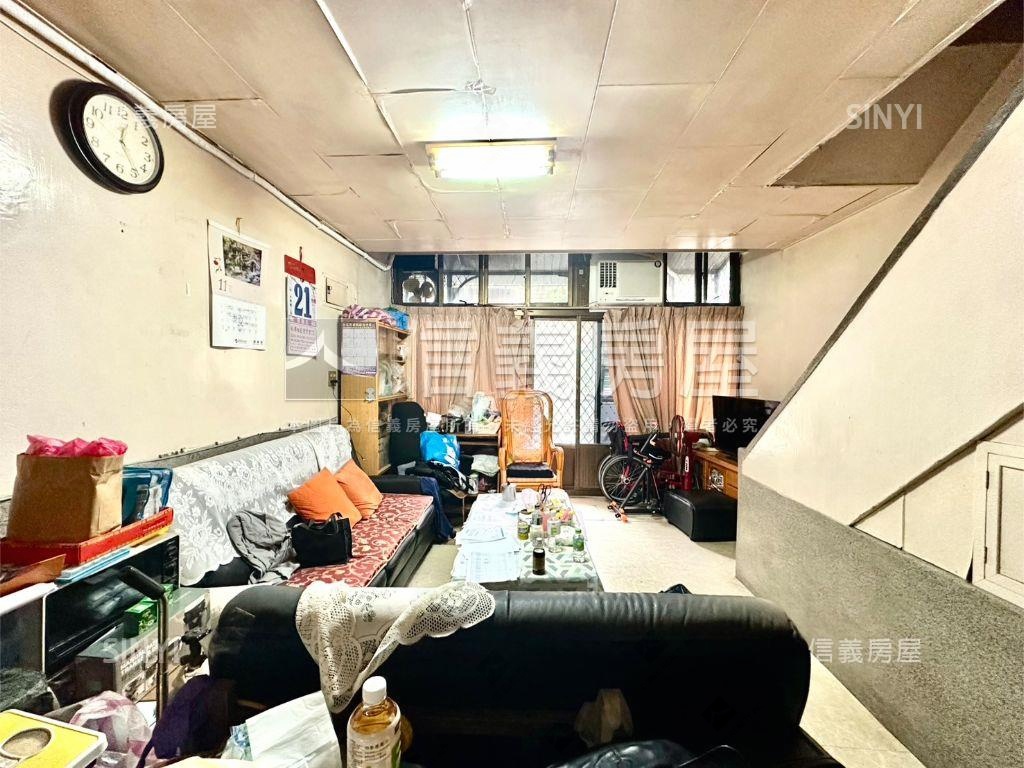 ㊝專任東園透天方便停車㊝房屋室內格局與周邊環境