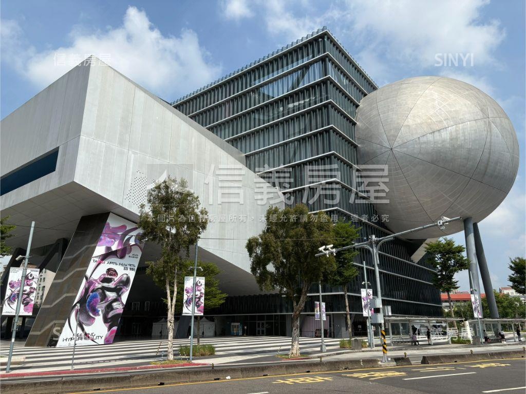 圓山帝寶Ａ５兩房房屋室內格局與周邊環境
