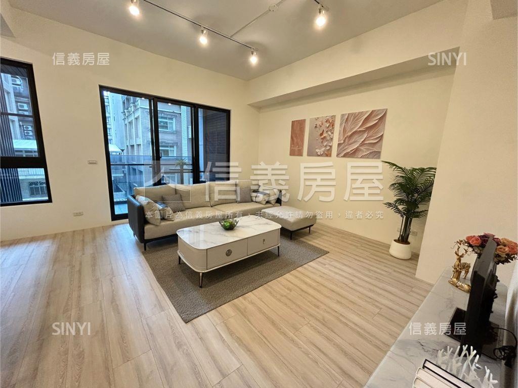 御中央四房邊間美屋房屋室內格局與周邊環境