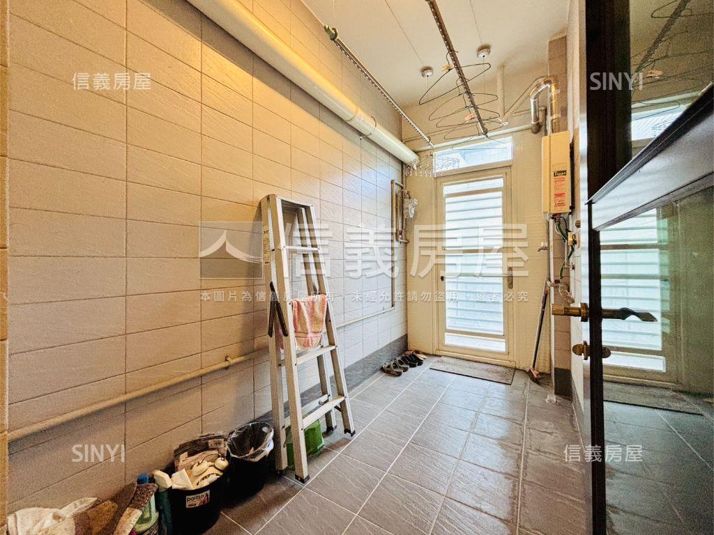 水森林專用露台兩房配平車房屋室內格局與周邊環境