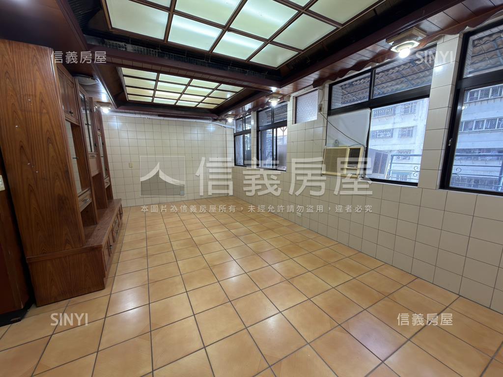 長榮路成家美寓房屋室內格局與周邊環境