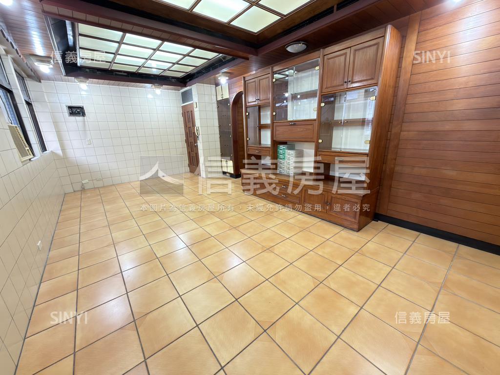 長榮路成家美寓房屋室內格局與周邊環境