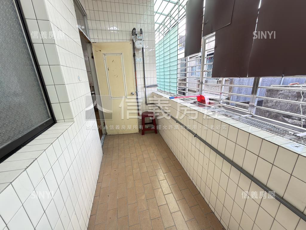 長榮路成家美寓房屋室內格局與周邊環境